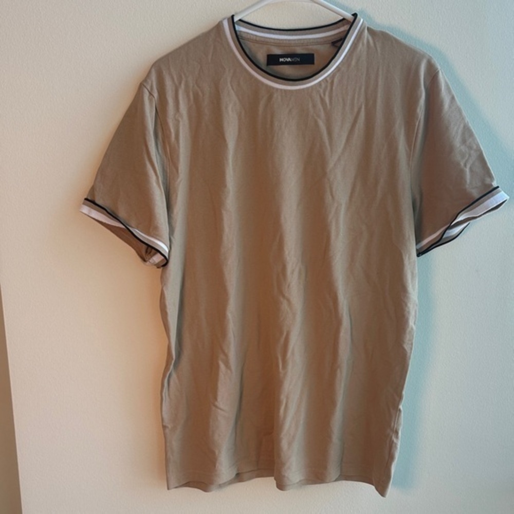 Fashion Nova Tan T-Shirt with White Trim